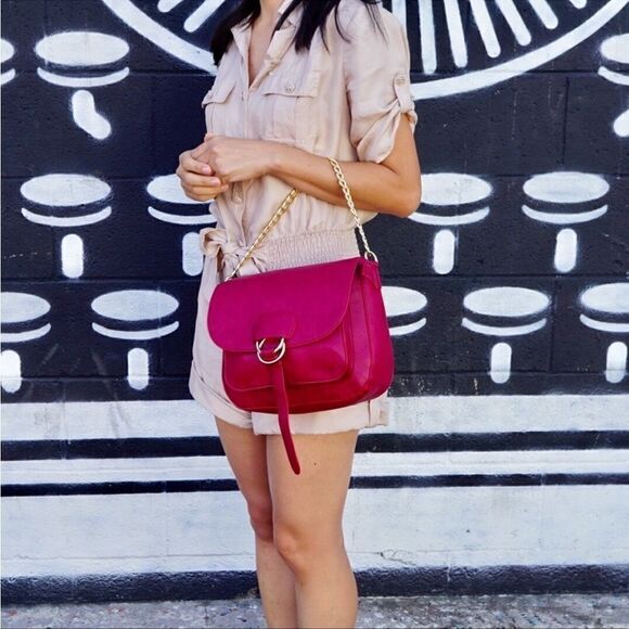 Faux Leather Chain Crossbody - Picture 5 of 8